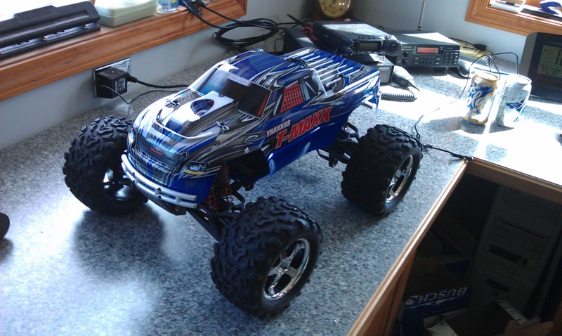 traxxas t maxx nitro